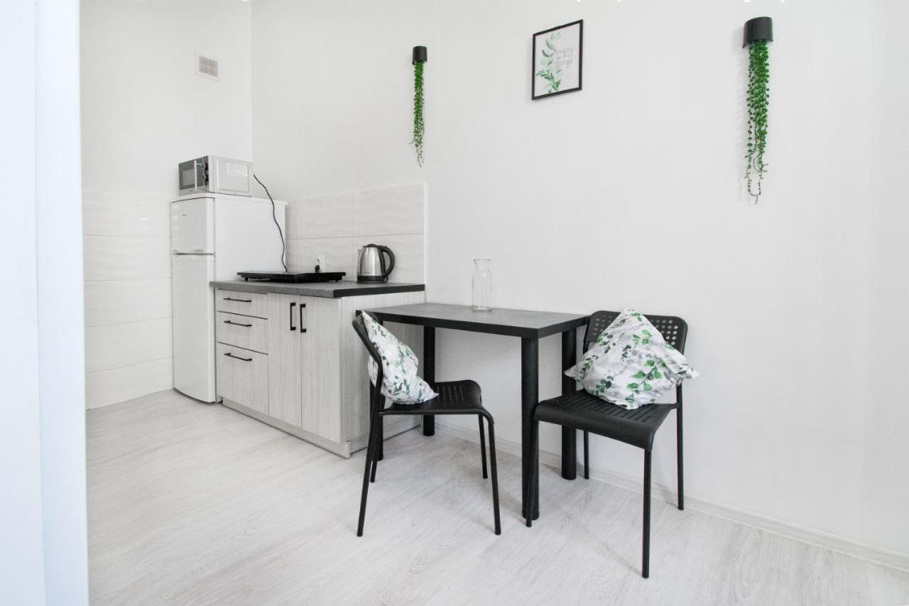 Apartaments For You Lviv Bagian luar foto